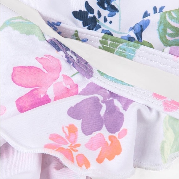 Cupshe Triangle & Cheeky Hipster Floral Bikini - Picture 4 of 6